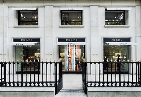 prada montaigne|Paris Avenue Montaigne .